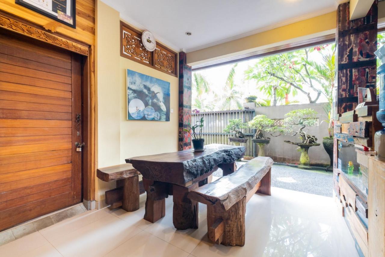 The Point Surfcamp Bali Hotel Pulukan Luaran gambar