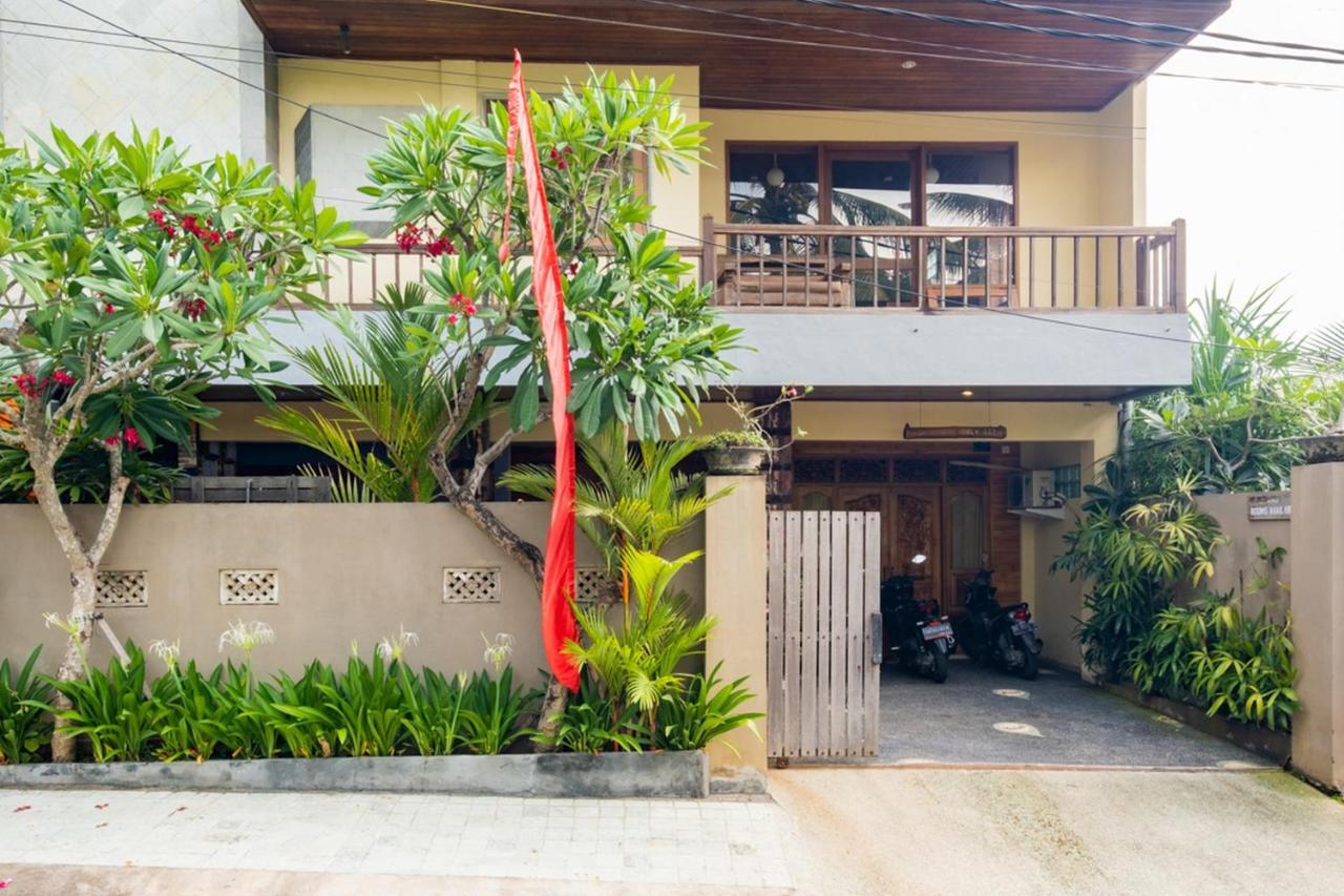 The Point Surfcamp Bali Hotel Pulukan Luaran gambar