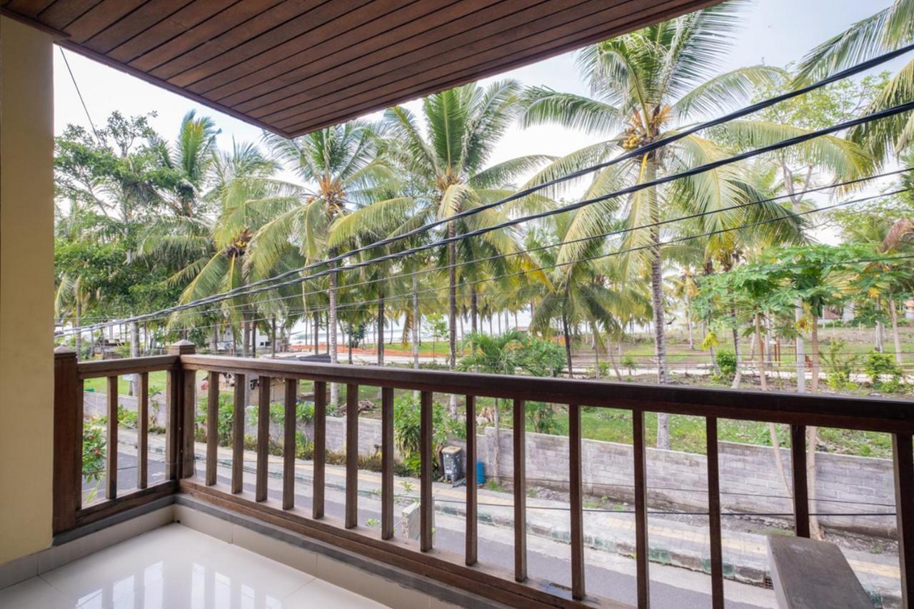The Point Surfcamp Bali Hotel Pulukan Luaran gambar