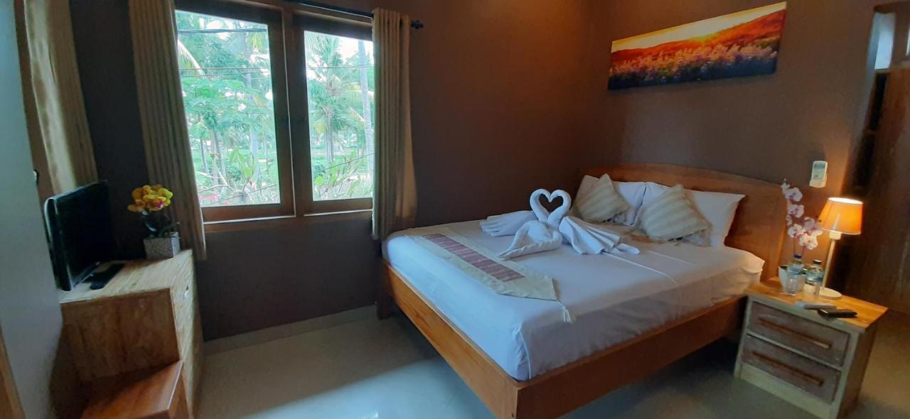The Point Surfcamp Bali Hotel Pulukan Luaran gambar