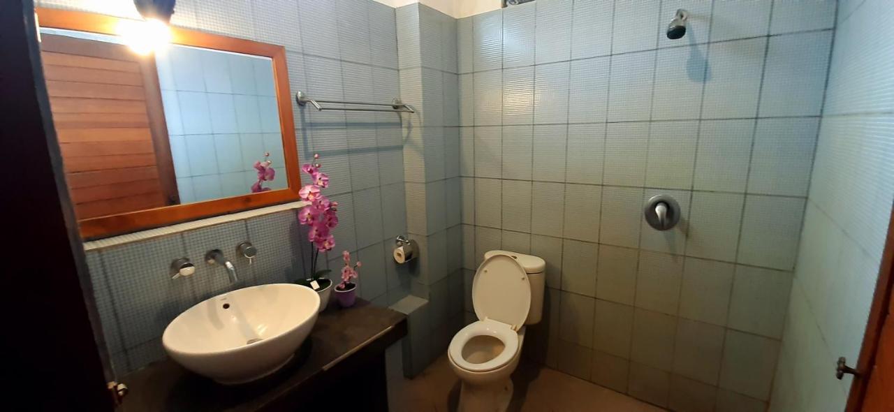 The Point Surfcamp Bali Hotel Pulukan Luaran gambar