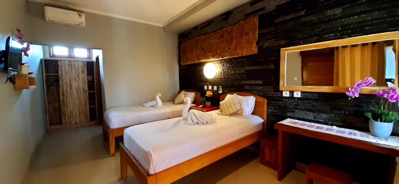 The Point Surfcamp Bali Hotel Pulukan Luaran gambar