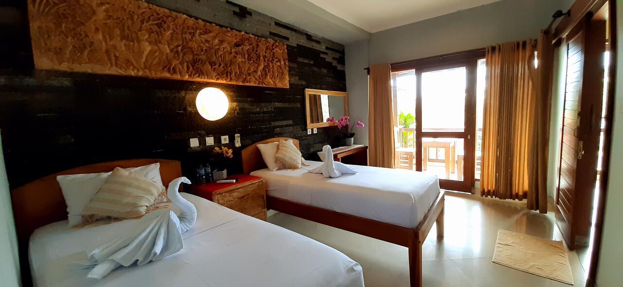 The Point Surfcamp Bali Hotel Pulukan Luaran gambar